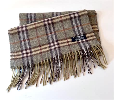 burberry muffler vs scarf|Burberry scarf identification.